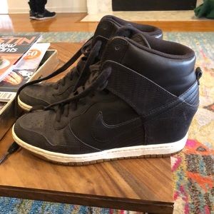 NWT Nike Dunk Sky Hi Wedge Sneakers  women’s 9.5